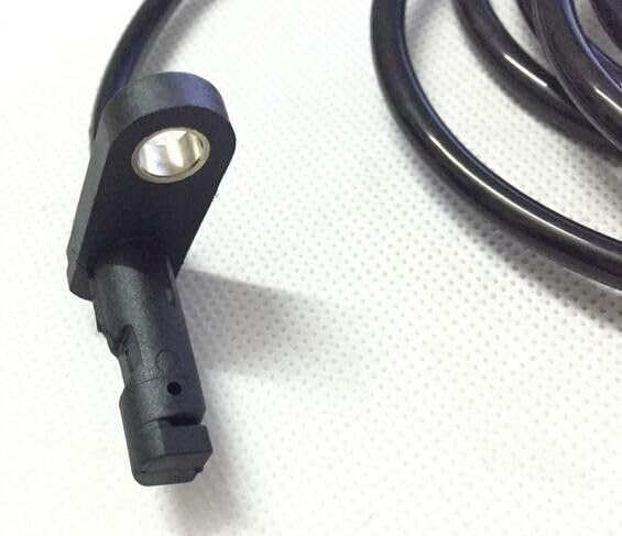 ya 2 8.15 Rear Left or Right ABS Wheel Speed Sensor for Mercedes Benz W211 CLS SL E-Class