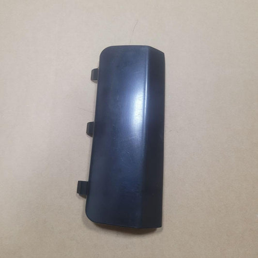 ya 4 8.8.2 Rear Bumper Tow Hook Cover for Mercedes W163 ML320 ML350 01-05