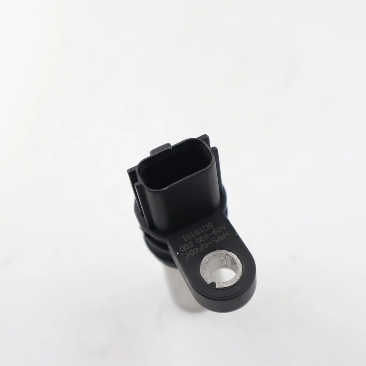 ya 5 8.10 Crankshaft Position Sensor 90532619 0281002315 for Volvo for Renault Trucks