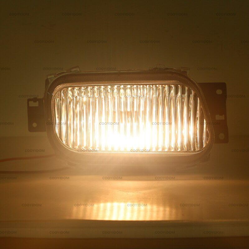 ya 7 8.24 baidi A pair of front bumper fog lights with bulbs for Mitsubishi Canter FUSO FE 7/8 2005-11