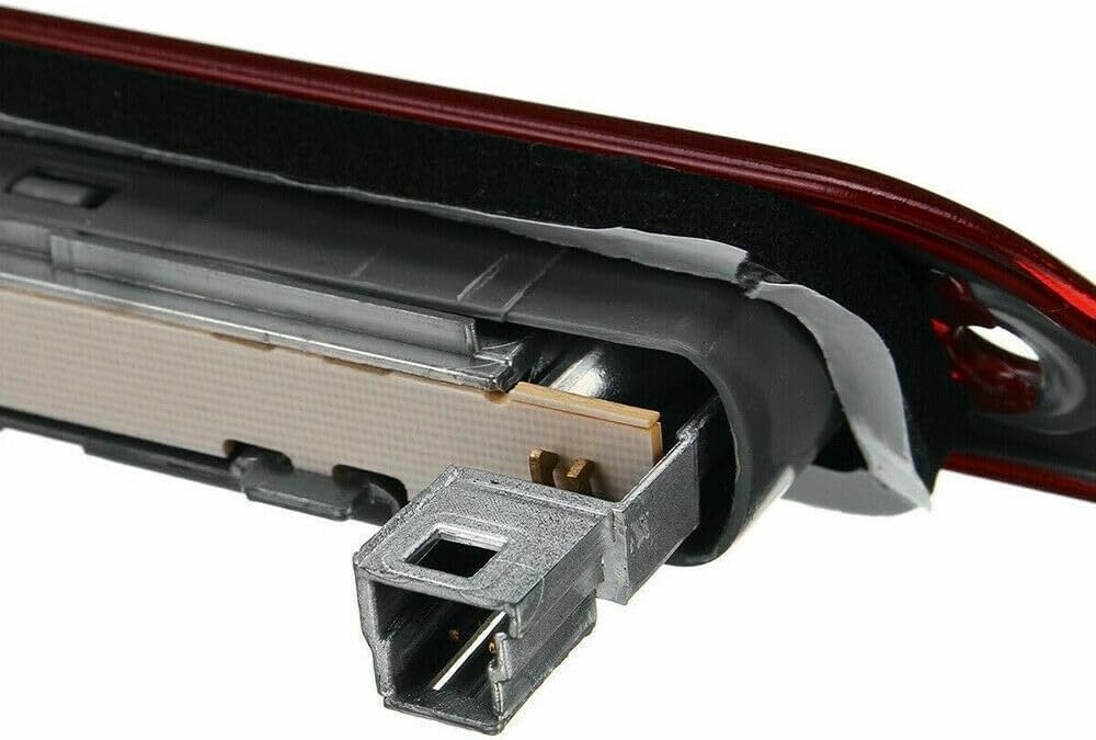 ya 10 9.16 zhengce For Mercedes Sprinter 906 red rear third 3rd brake light brake light A90682