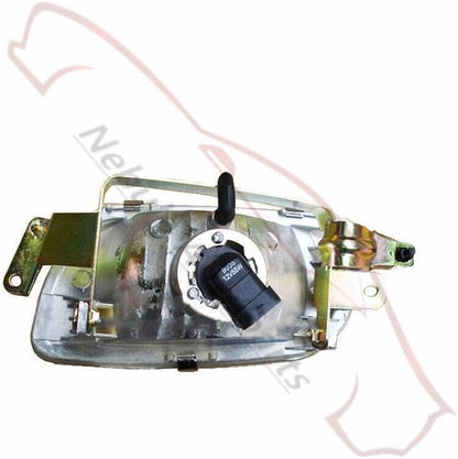 ya 4 8.24 baidi for Mitsubishi Pajero Montero V73 V75 V77 2000-2003 Left front bumper fog light 