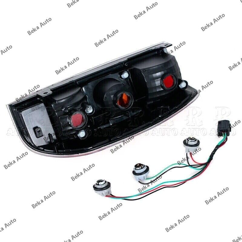 ya 2 8.15 1 pair of rear stop brake taillights suitable for Mazda BT50 BT-50 2007 2008-2011 LH&RH