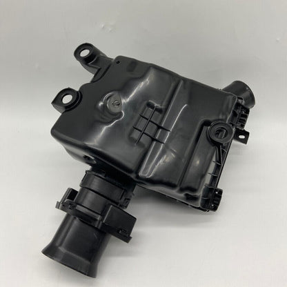 ya 4 8.14 Right Passenger Side Air Cleaner Box for Toyota Tundra 22-24 Sequoia 23-24 3.4L