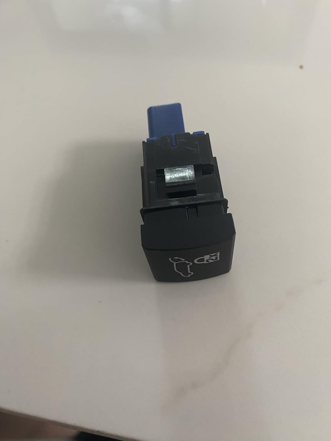 ya 4 8.8 for Toyota OE Liftgate Latch Release Switch 84966-08010 for 2021-2024 for Sienna