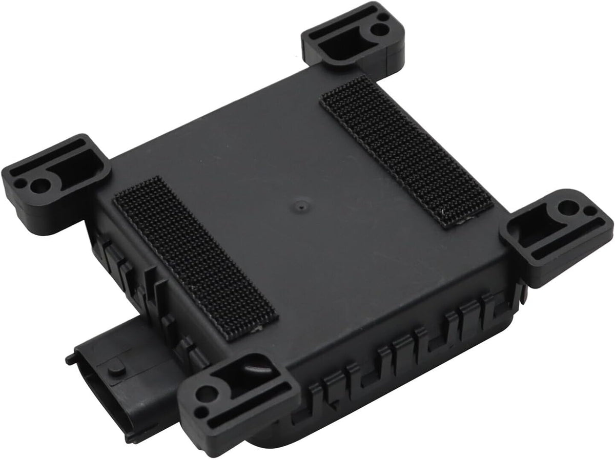 ya 4 8.8.2 1 piece for Volvo C30 C70 S40 S60 S80 V50 V70 fuel pump control module V957100047