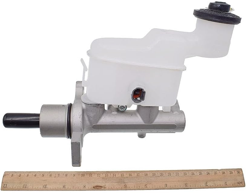 ya 14 9.20 zhengce Brake Master Cylinder Assy Fit for Toyota Hilux VIII 1KD-FTV 2KD-FTV 2.5L 3-1