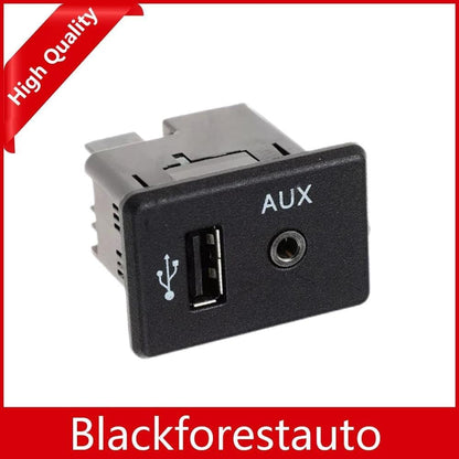 ya 5 8.10 for Altima Murano 2015-2018 Console AUX Auxiliary Audio USB Port Jack Connector
