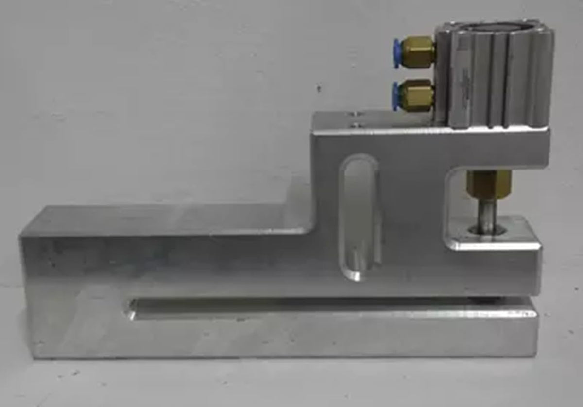ya 16 10.20 baidi Portable Round Hole Pneumatic Air-Operated Punching Machine for Plastic Film
