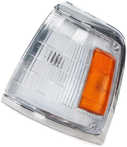 ya 2 8.15 Suitable for Toyota Hilux LN85 LN86 RN85 RN90 YN85 LED turn signal angle on both sides