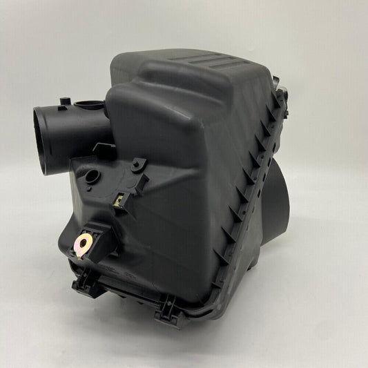 ya 4 8.14 for Toyota for AVALON XL XLS 00-04 V6 3.0L Sedan Air Cleaner Filter Housing Box