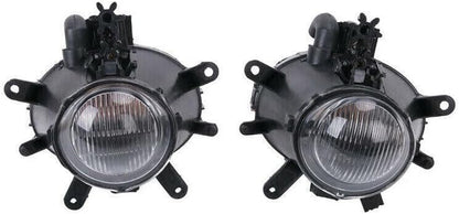 ya 4 8.14 2-piece front bumper fog lamp housing suitable for 2002-2005 BMW 325i 325xi 330i 330xi