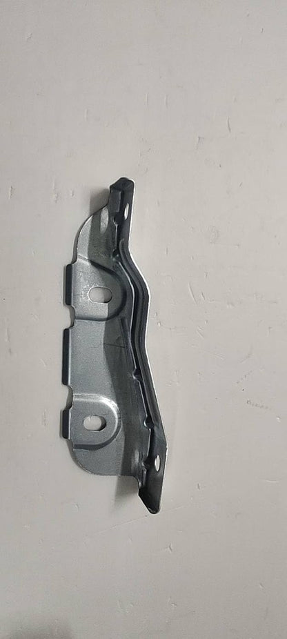 ya 10 9.16 baidi Front Fender Bracket LH 26670832