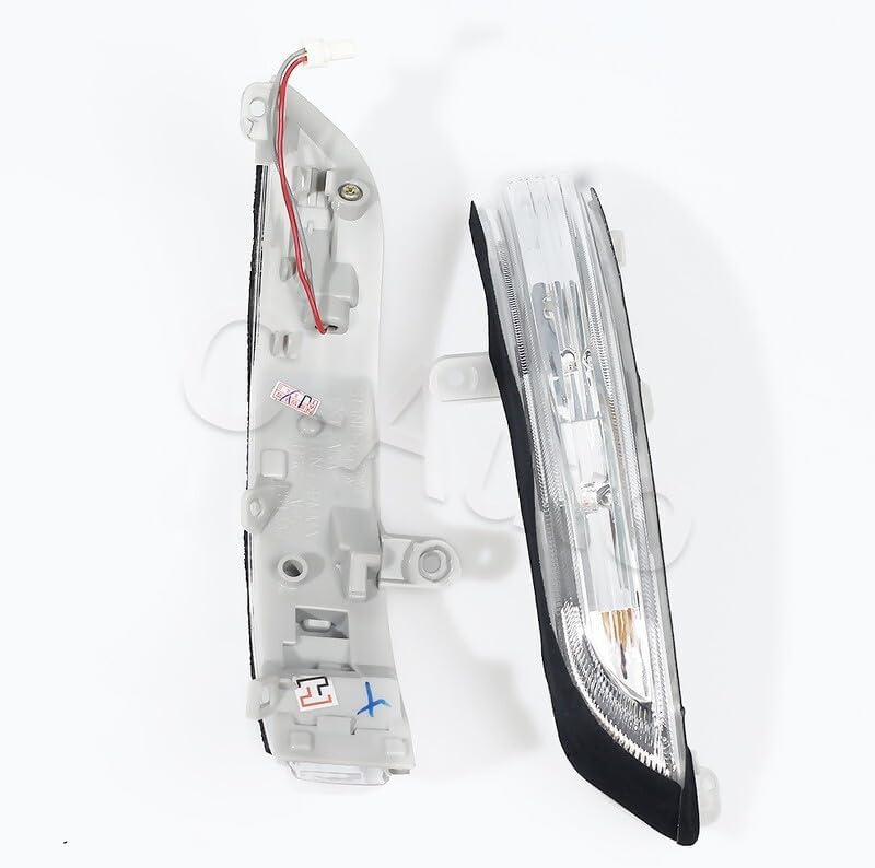 ya 2 8.15 A pair of rearview mirror side turn signal lights suitable for Nissan Teana 2008-2012
