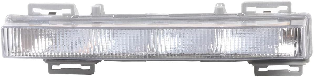 ya 10 9.16 zhengce A pair of daytime running lights fog lights LH right grip suitable for 13-1
