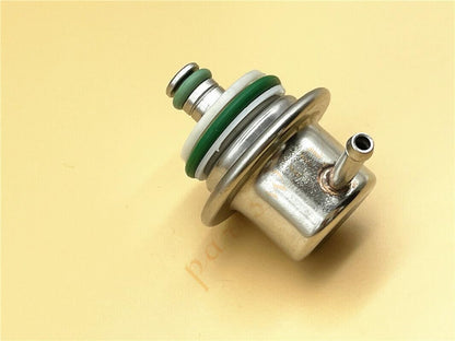 ya 2 8.15 Fuel Pressure Regulator 2000-2004 for Volvo s40 v40 1.9t 9404583