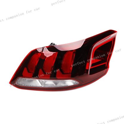 ya 4 8.24 baidi Right tail light rear brake light turn signal light for Peugeot 301 2017-2019