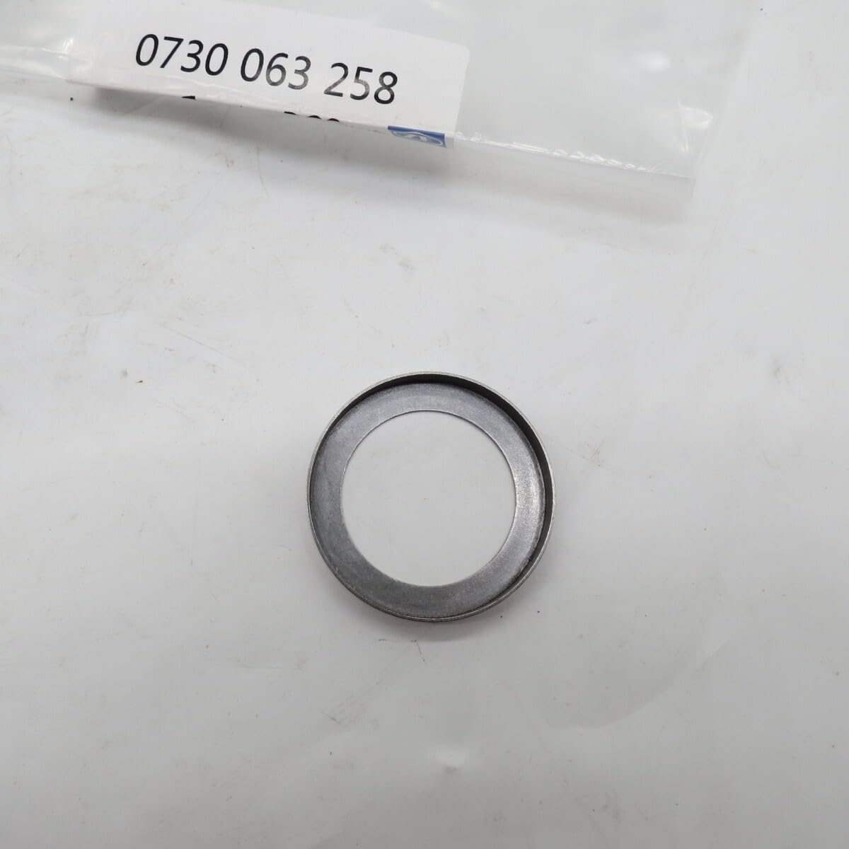 ya 4 8.14 Sicherungsring der Vorgelegewelle ZF 0730063258ZF 0730 063 258