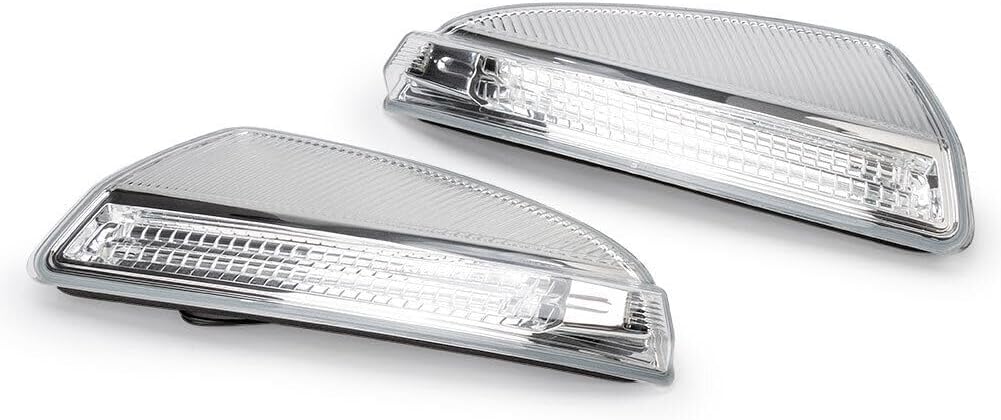 ya 11 9.14 zhengce 1 pair of left and right door mirror turn signal lights suitable for Merced