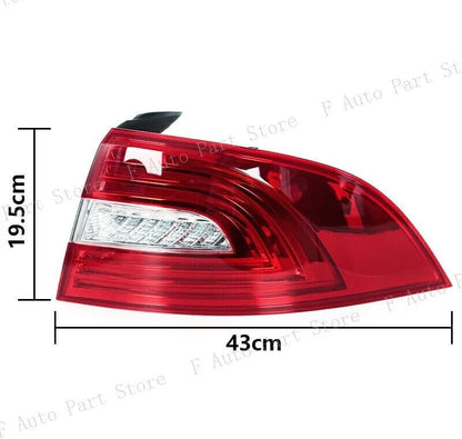 ya 2 8.15 Right tail light rear signal warning brake light for Skoda SUPERB 2013-2015