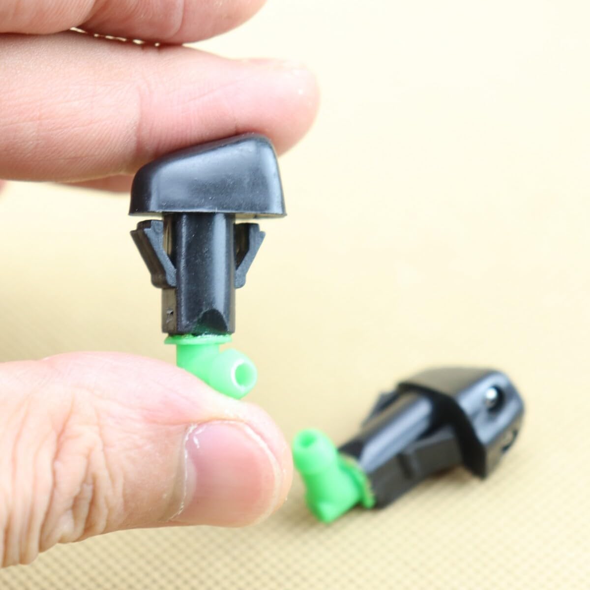 ya 2 8.15 For 1998-2002 for Honda for Accord S84 C02 2 Pieces Win for DS hield Washer Wipe Water Spray Nozzle 