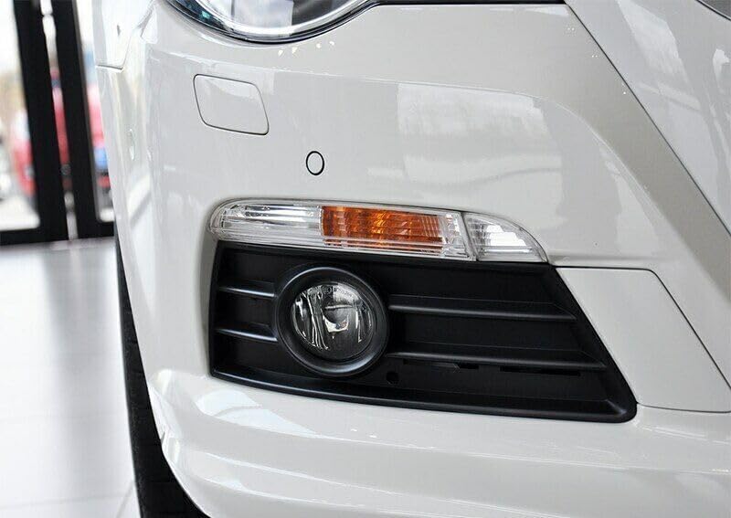 ya 2 8.15 A pair of front bumper daytime running lights and turn signal lights suitable for the for VW Passat CC in December 2009