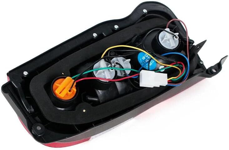 ya 2 8.15 Right tail light warning Buck applies to for Toyota Hiace IV turn signal light assembly