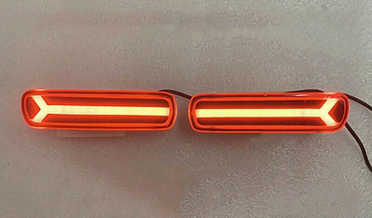 ya 4 8.10 Suitable for Lexus LX470 1998 1999 2000-2007 LED car rear bumper light reflector 2X