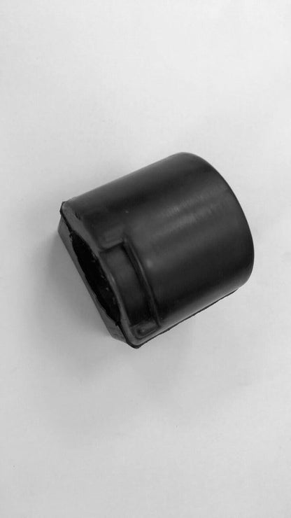 ya 2 8.15 Suitable for Mercedes-Benz C-E class open rubber stabilizer rod OEM A2053230965