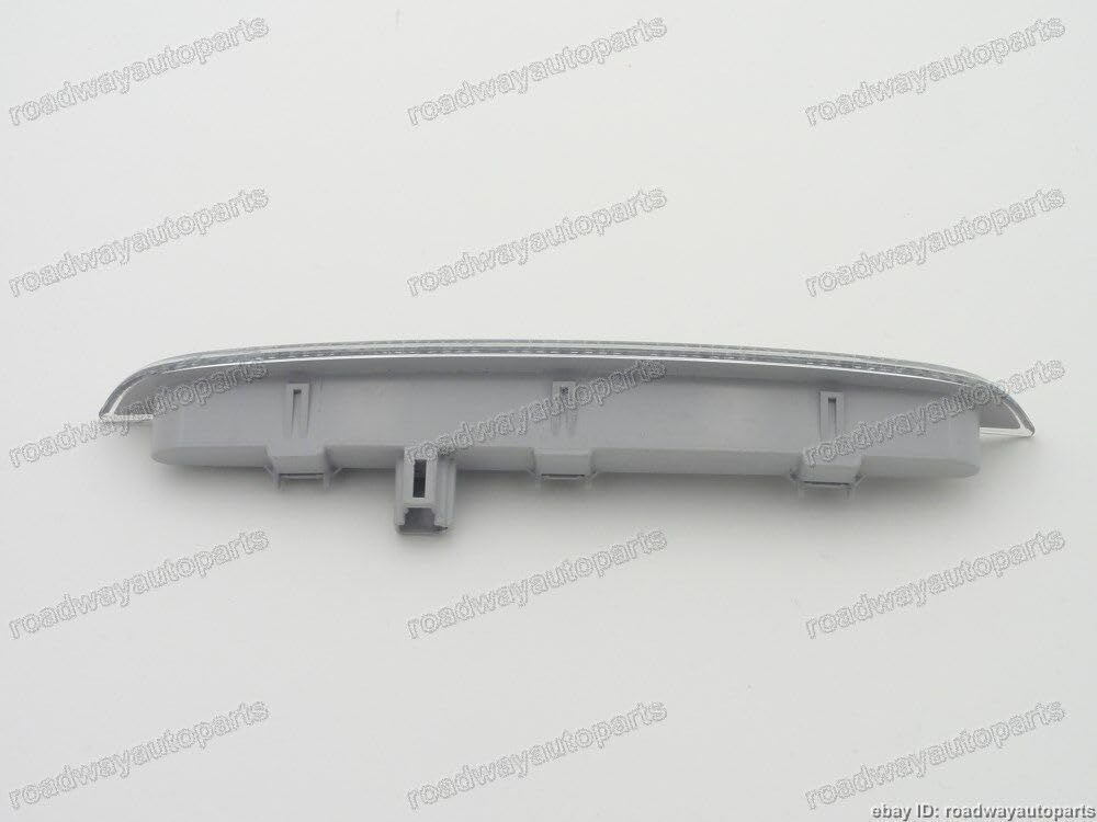ya 4 8.24 baidi Third 3rd Tail Brake Stop Light Lamp 8334A113 for Mitsubishi Outlander 2013-2016