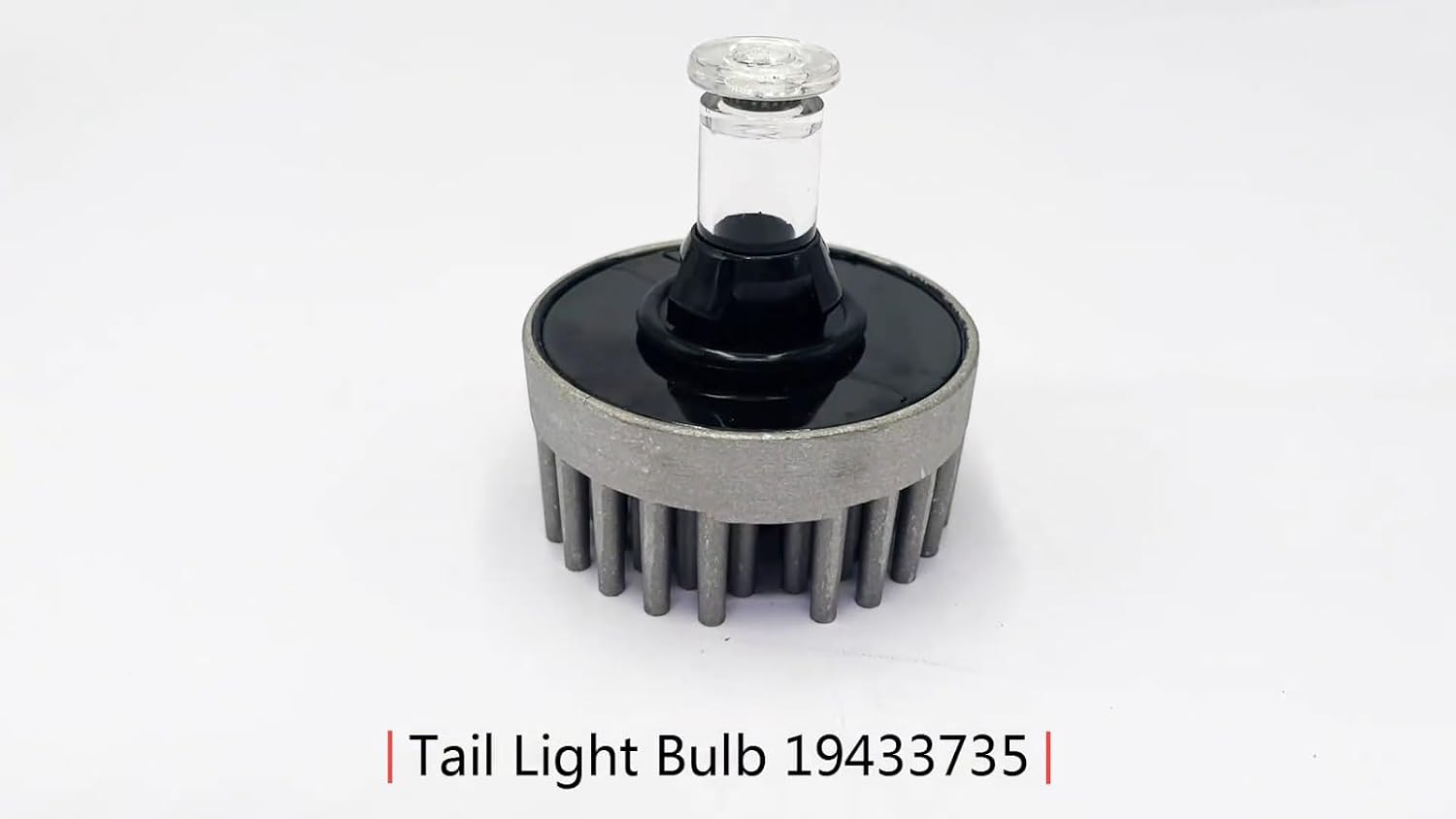ya 2 8.15 Tail Light Bulb 19433735 for GMC Acadia 2013-2017 Auto Parts 13582912