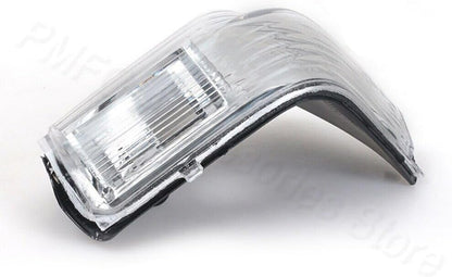 ya 2 8.15 A pair of front mirror turn signal lights suitable for VW Crafter 2006-2017 turn signal lights