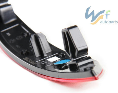 ya 2 8.15 Standard Rear Bumper Reflector Left for Audi A3 Hatchback 8V0945105
