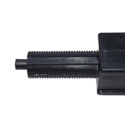 ya 4 8.8.2 OEM 25320-4M400 for Nissan Sentra Altima Frontier Xterra Brake Light Switch
