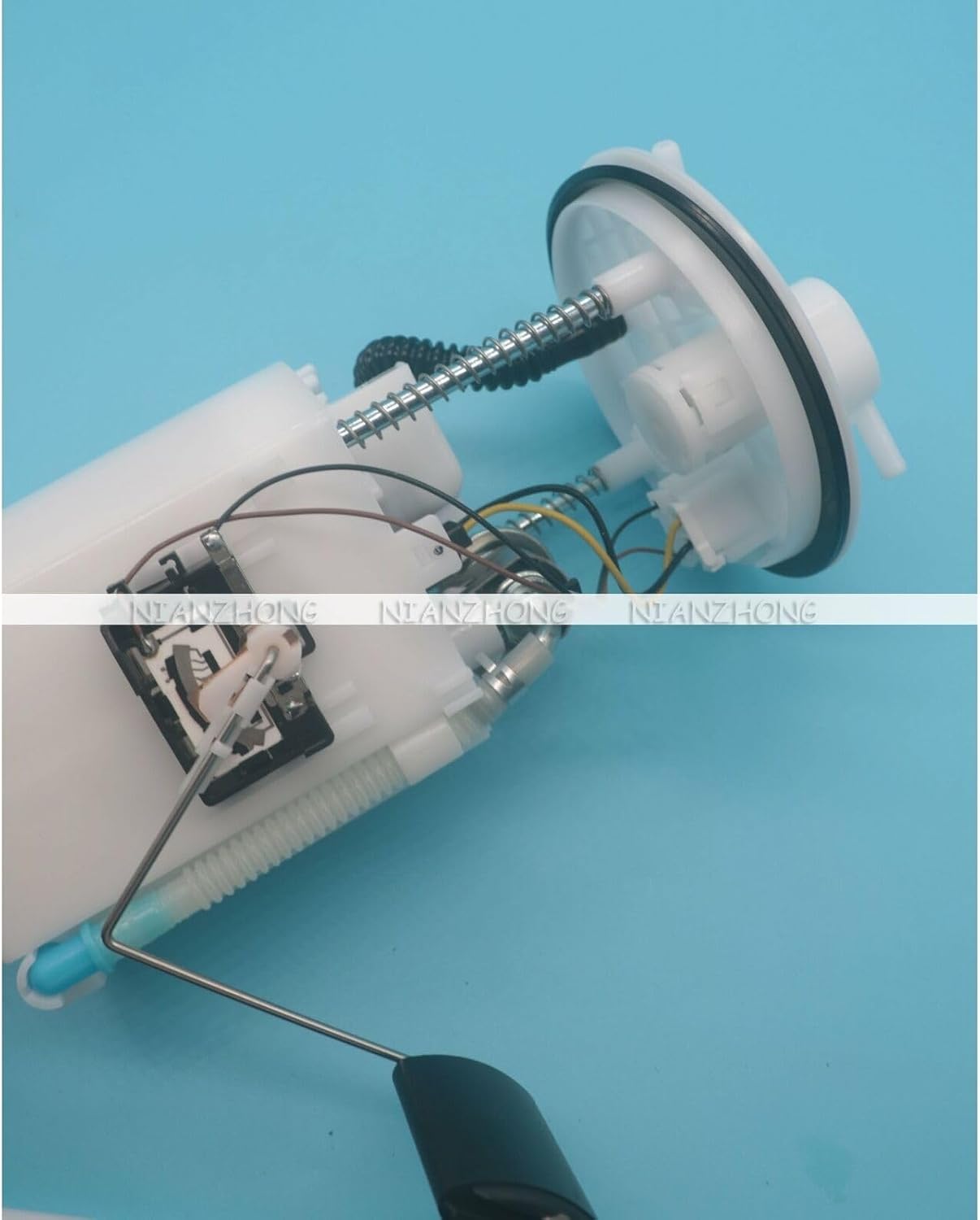 ya 8 8.24 baidi Fuel Pump Assembly 31110-1M000 for Hyundai I20 i20 1.2L 1.4L 31110-1J000