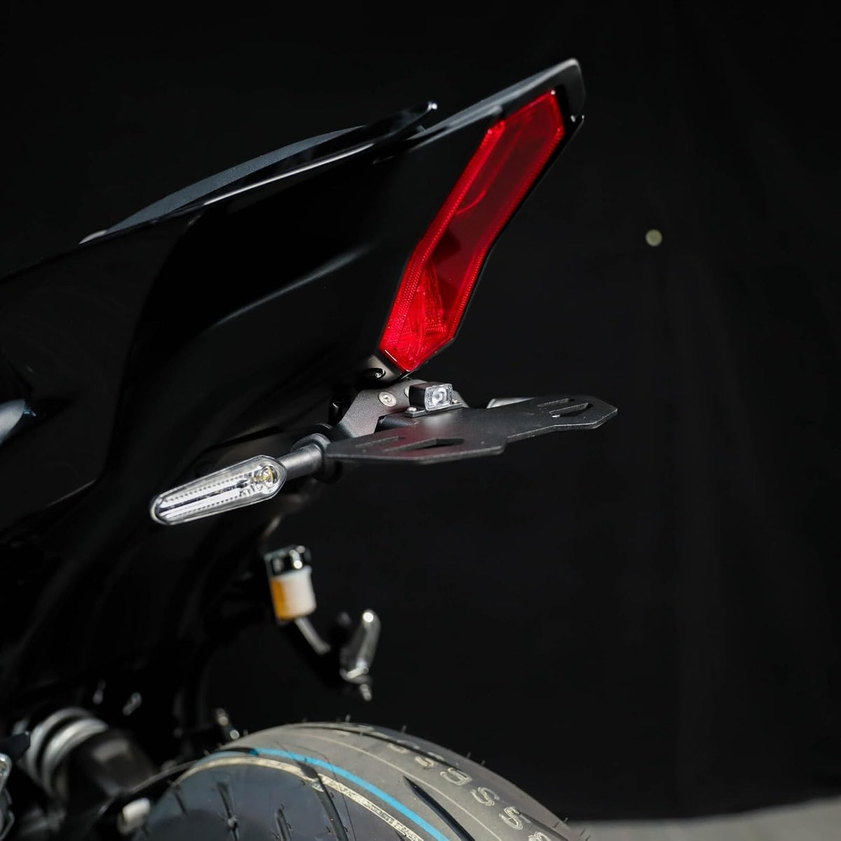 ya 13 9.15 baidi Adjustable Fender Eliminator License Plate Holder for Yamaha YZF R7 MT-07 FZ07