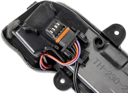 ya 11 9.14 zhengce Right turn signal light for Mercedes-Benz E320 E350 2003 2004-05 2038201421
