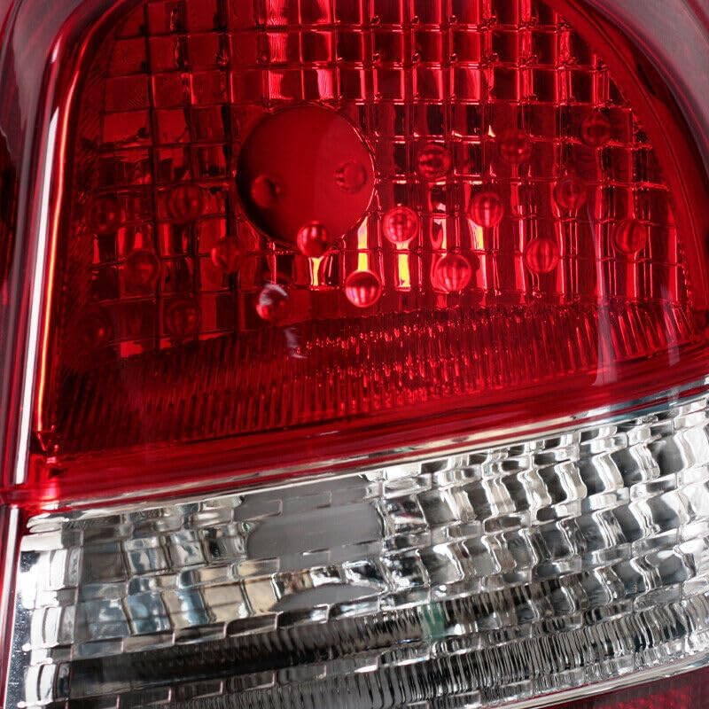 ya 2 8.15 Suitable for Nissan 's tail light and brake light housing from 2010 to March 2017, without bulb on the right side