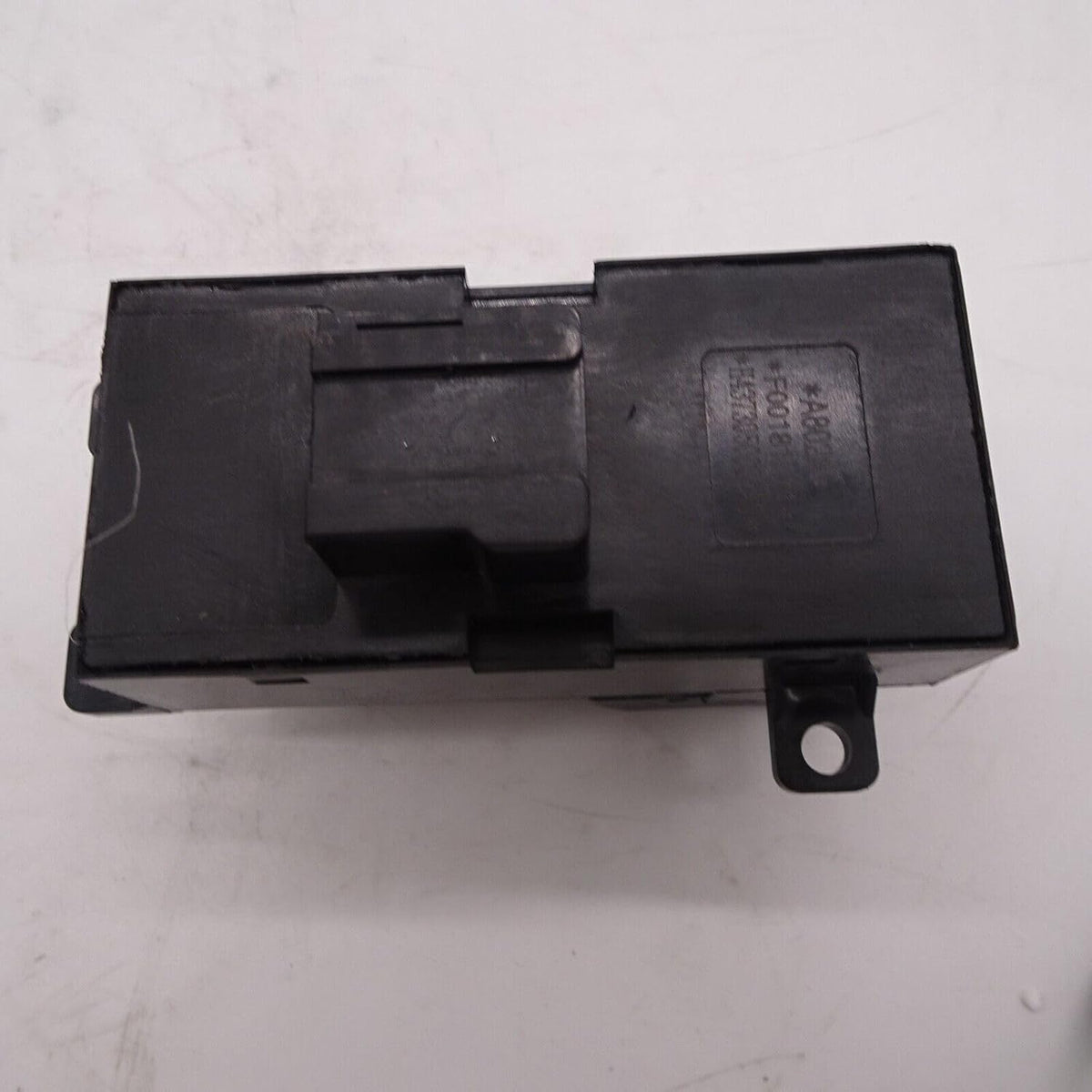 ya 5 8.10 FOTON GTL Door Lock Switch Right H4373050002A0