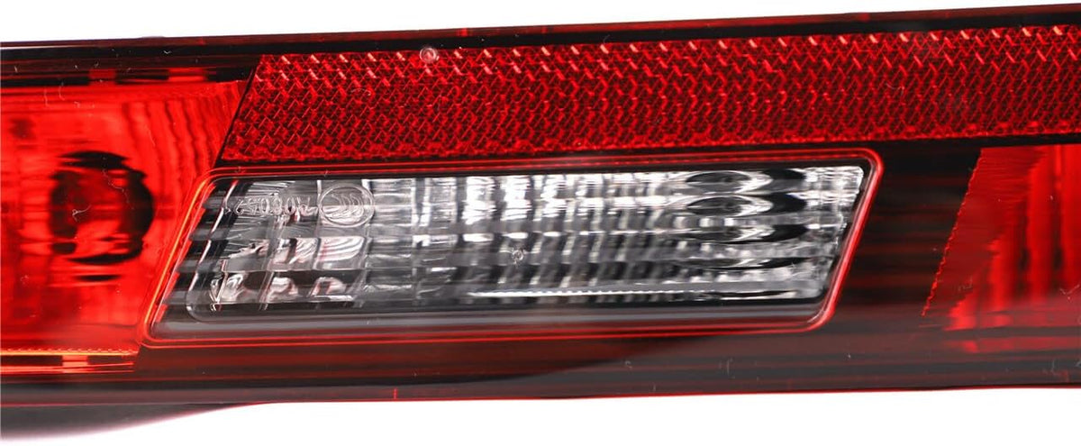 ya 10 9.16 zhengce Left Side Rear Taillight Taillamp Fit for Audi Q3 2016-2017 8U0 945 095 B