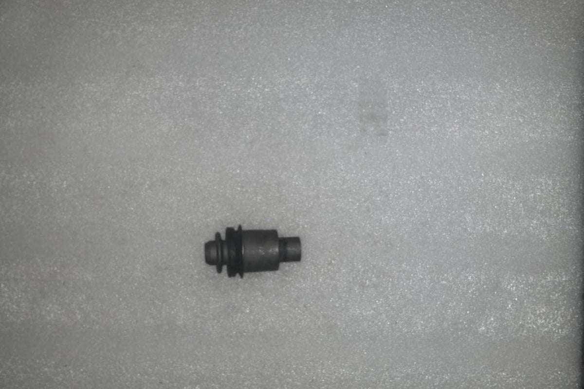 ya 11 9.14 zhengce Front Axle Bushing for Nissan 54467-2GC0A 544672GC0A