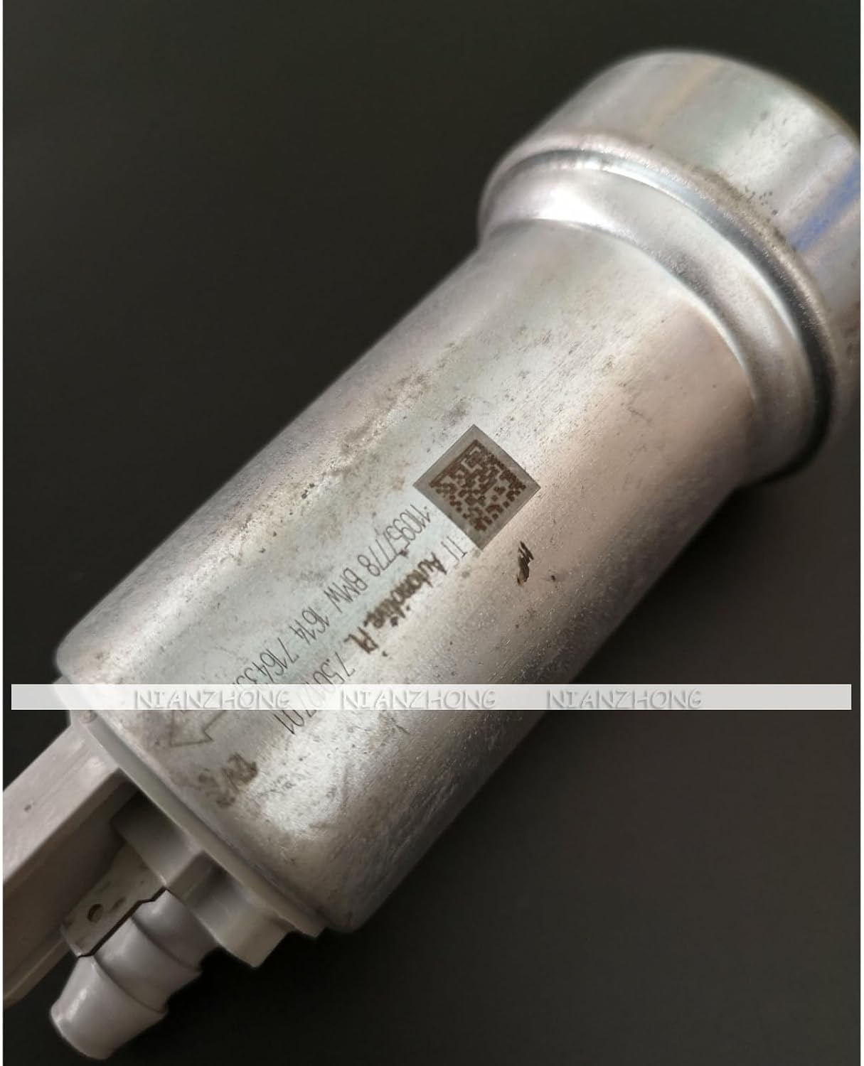 ya 5 8.10 Part ELectric Fuel Pump 110957778 for BMW 75012701 E70 E90 X5 X6