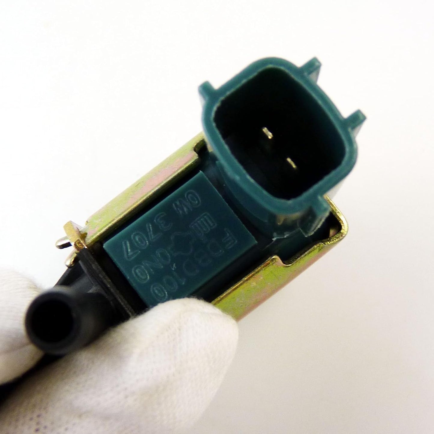ya 4 8.8 Clear Volume Control Solenoid Valve VSV Valve Suitable for Nissan 1149309E010 14930-Z50001 