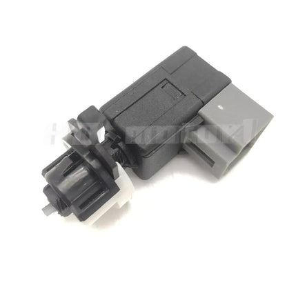 ya 8 8.24 baidi Brake Light Switch fits for Hyundai i30 GD 1.4 1.6 1.4D 1.6D 2011 Premium Quality