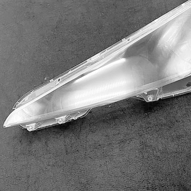 ya 4 8.14 Suitable for Hyundai for Elantra 2019 2020 right side headlight lens protective cover + glue 1 piece 