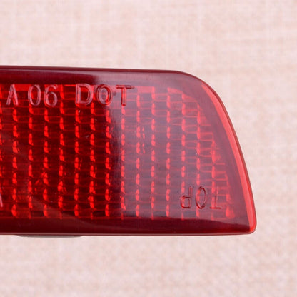 ya 7 8.24 baidi One pair of rear bumper reflector lights fits for Nissan Sentra 2015 2016 2017 
