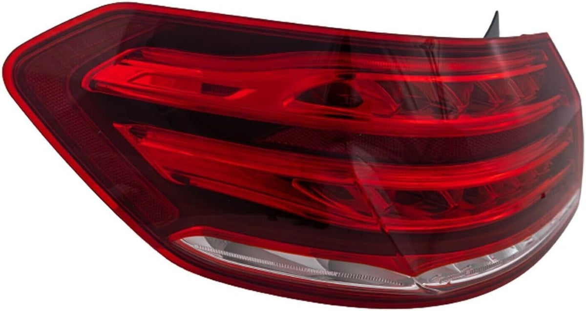 ya 10 9.16 zhengce 1 piece for 2014-2015 for Mercedes-Benz E350 and E400 sedan left tail light