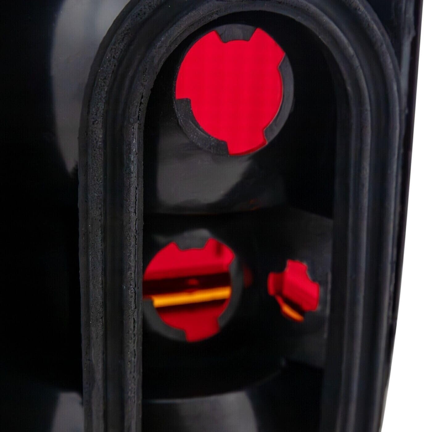 ya 2 8.15 1 pair of taillight set suitable for the 1984-1996 for Jeep Cherokee Wagoneer