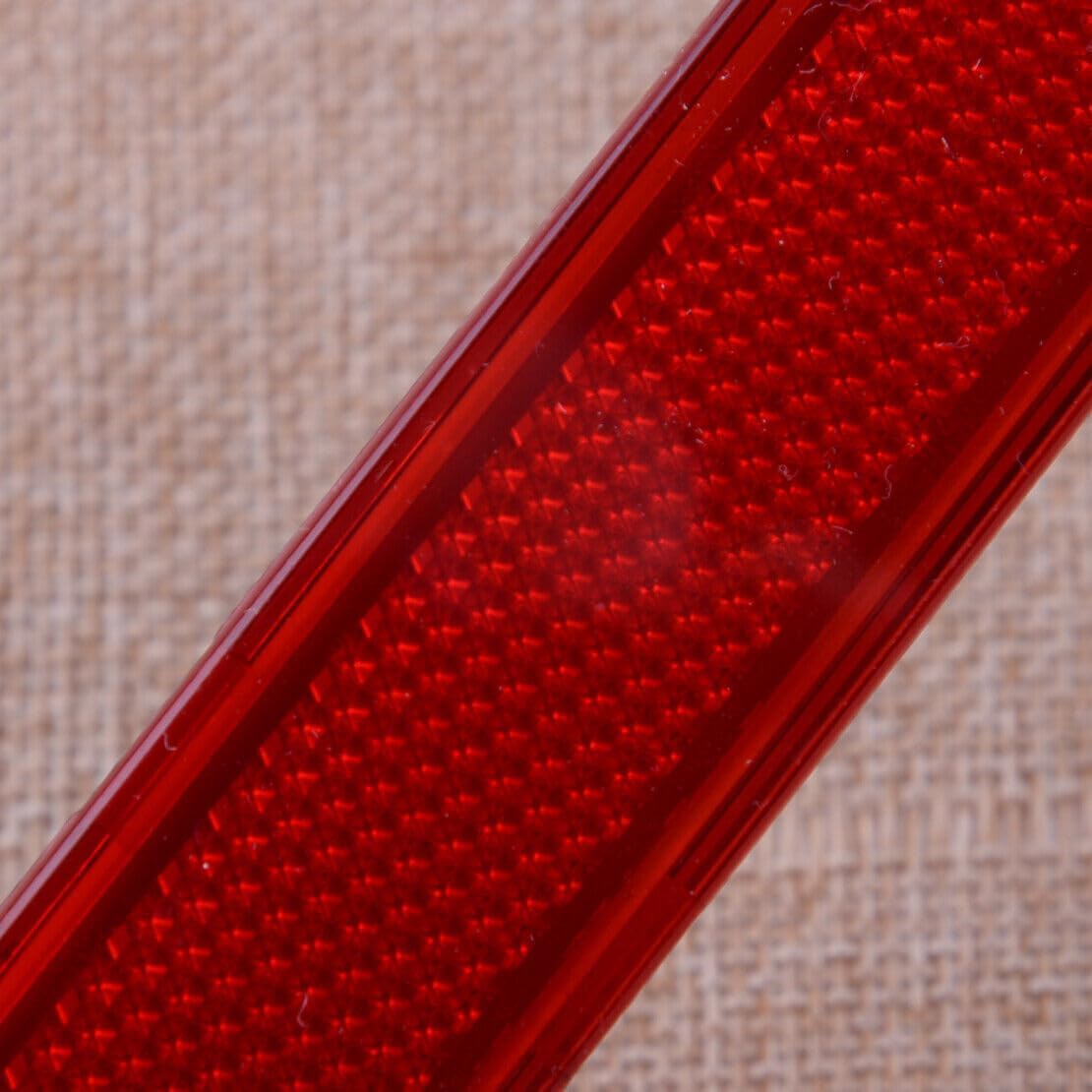 ya 13 9.15 baidi Rear bumper tail driver brake light reflector suitable for Land Rover LR3 L