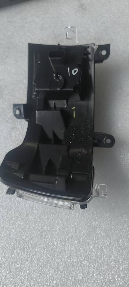 ya 6 8.14 Turn Signal Lamp for Nissan 26160-1LA1A 261601LA1A